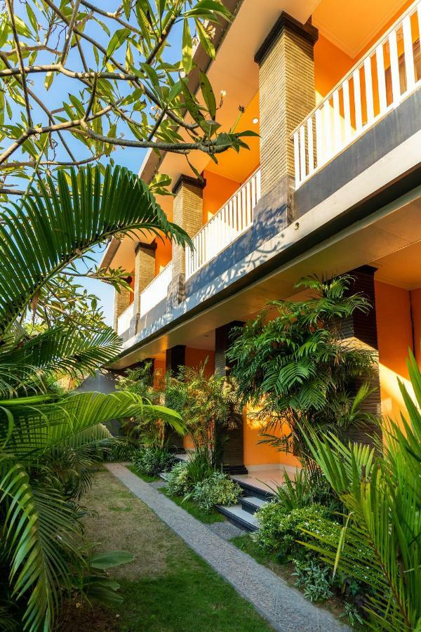 Oyo 922 Pp Dream Guest House Lovina Beach Extérieur photo