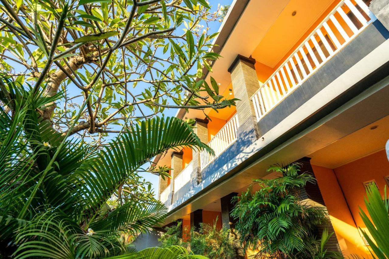Oyo 922 Pp Dream Guest House Lovina Beach Extérieur photo