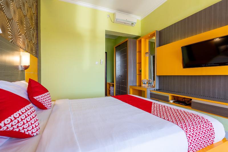 Oyo 922 Pp Dream Guest House Lovina Beach Extérieur photo