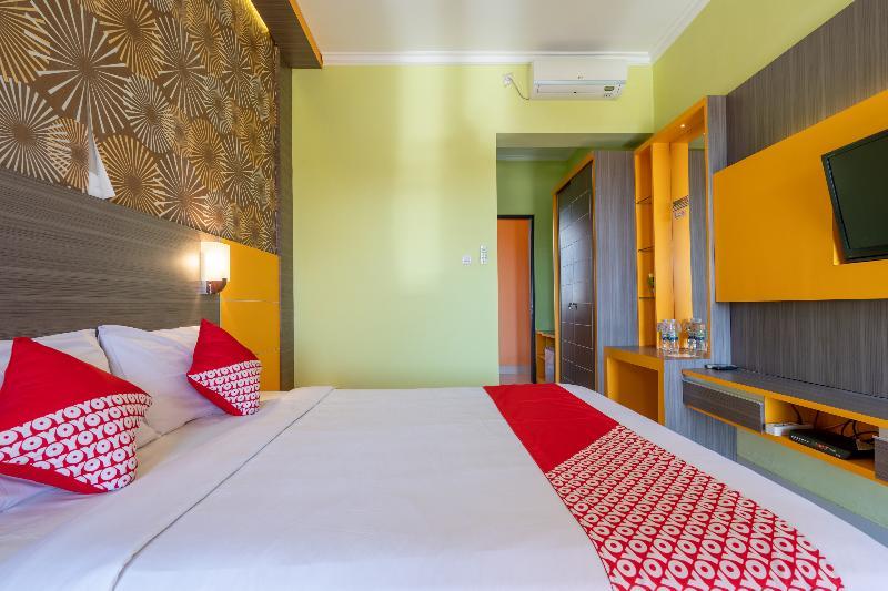 Oyo 922 Pp Dream Guest House Lovina Beach Extérieur photo