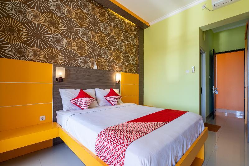 Oyo 922 Pp Dream Guest House Lovina Beach Extérieur photo
