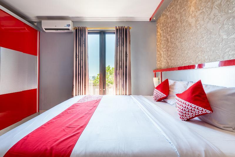 Oyo 922 Pp Dream Guest House Lovina Beach Extérieur photo